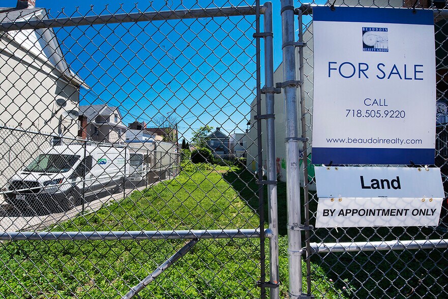 3511 Junction Blvd, Corona, NY for sale - Plat Map - Image 1 of 1