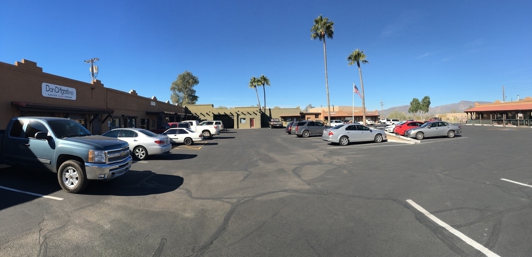 7171 E Cave Creek Rd, Carefree, AZ for sale Building Photo- Image 1 of 1