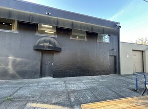 4812-4834 N Interstate Ave, Portland, OR for lease Building Photo- Image 2 of 2