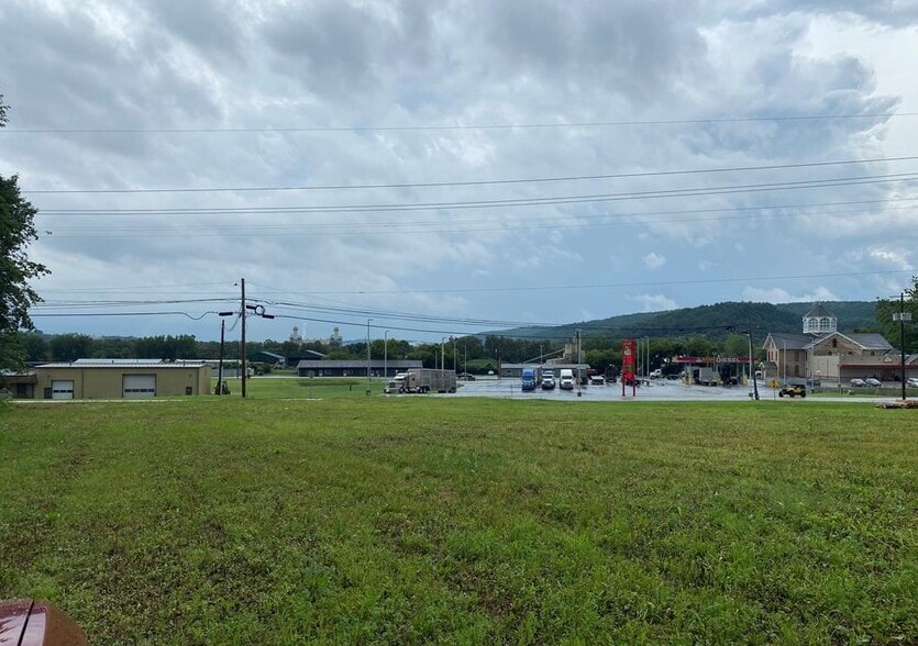 Rt 187 & Lake Rd, Towanda, PA for sale - Building Photo - Image 2 of 2