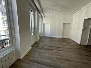 Office in Lyon for lease Interior Photo- Image 1 of 8
