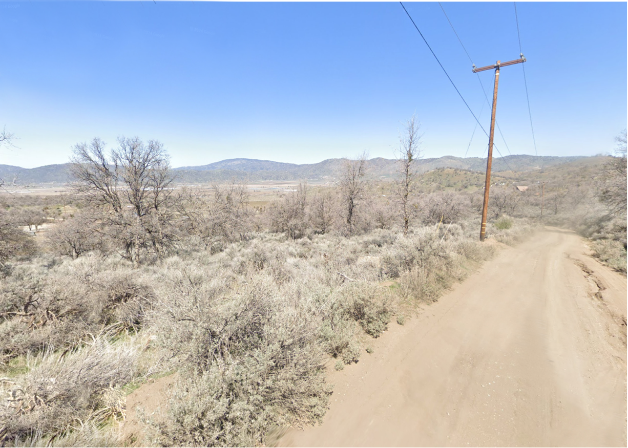 Chalet Drive, Tehachapi, CA for sale Primary Photo- Image 1 of 2
