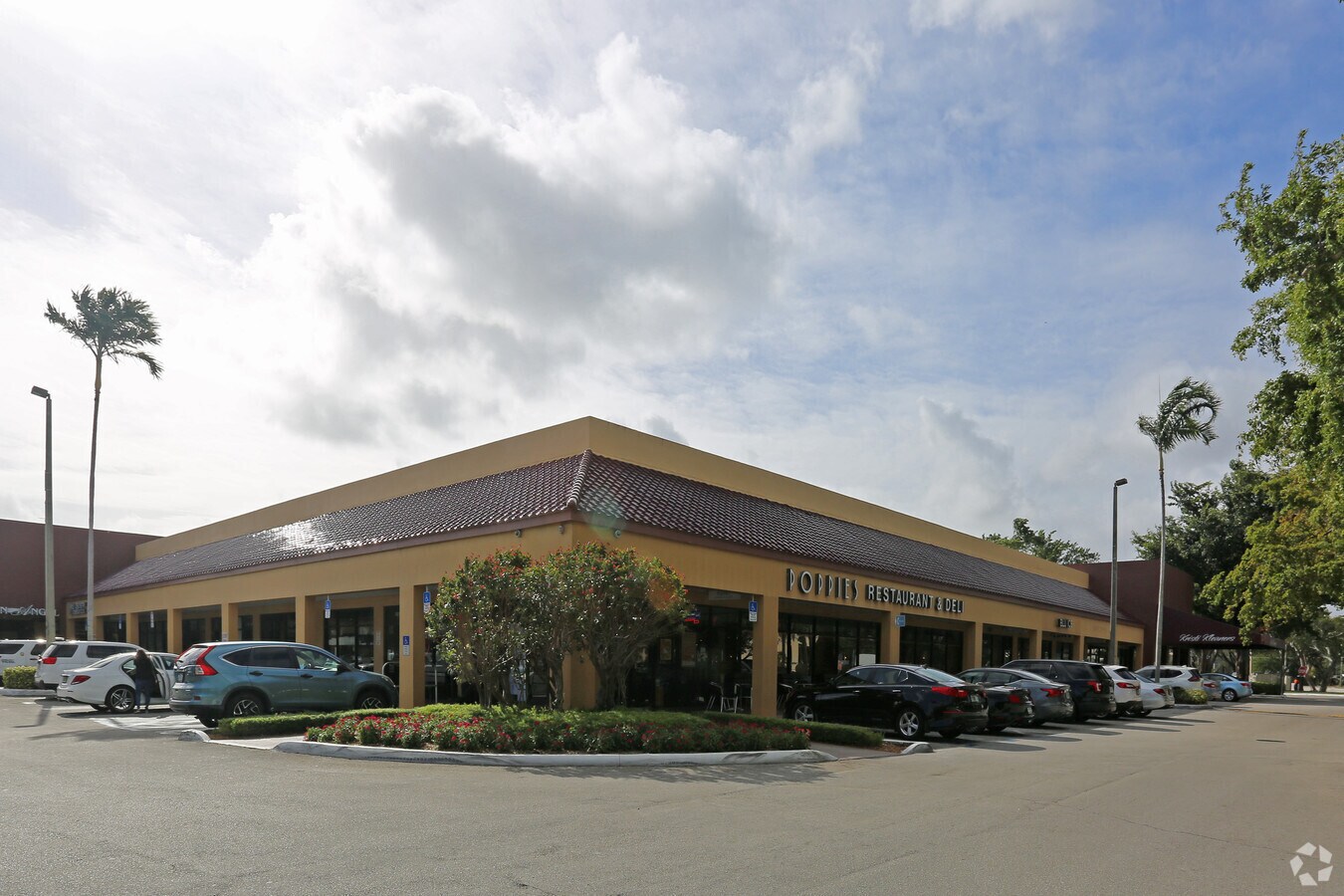 4900 Linton Blvd, Delray Beach, FL 33445 Boca Ray Plaza