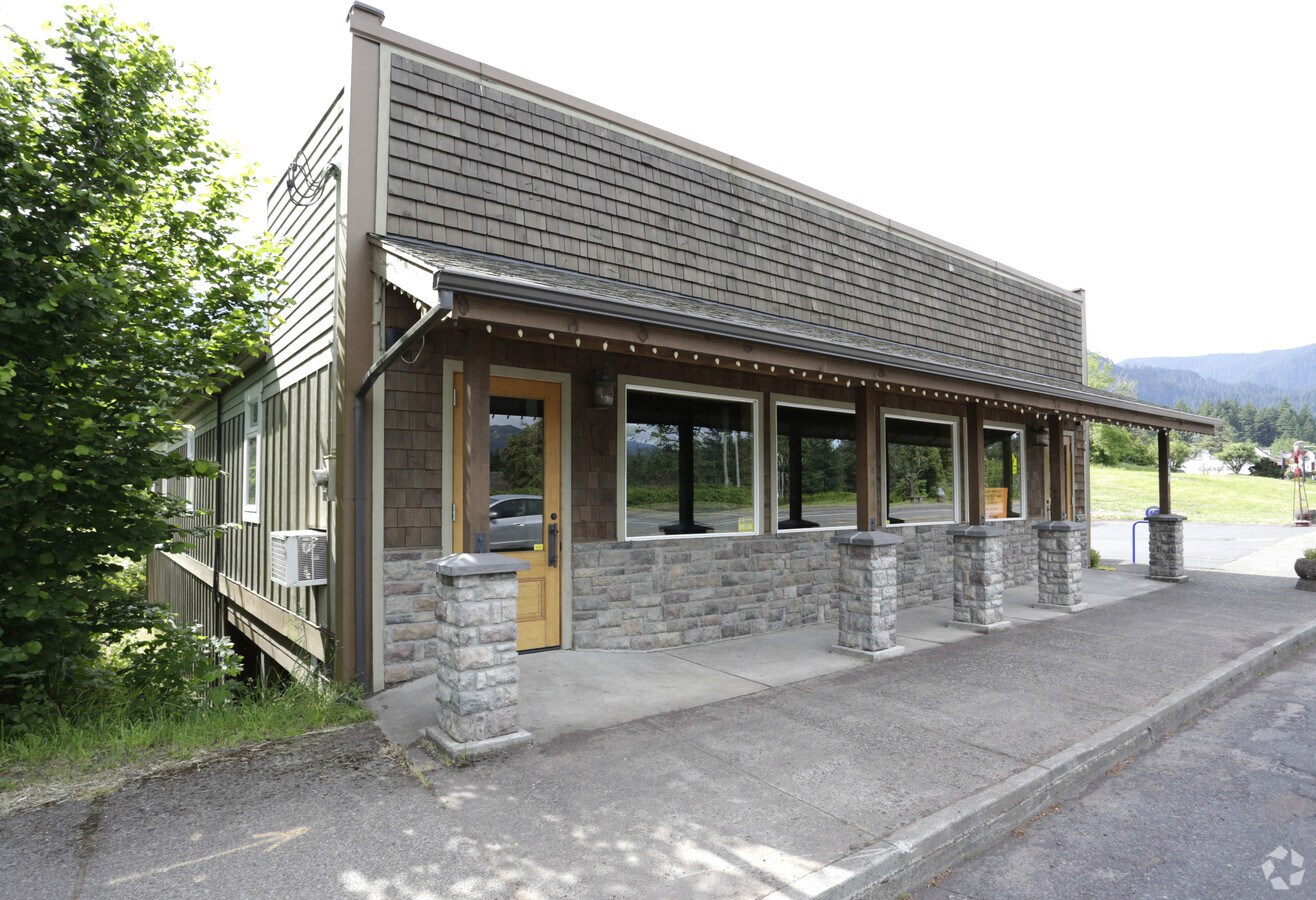 360 NW Wanapa St, Cascade Locks, OR 97014