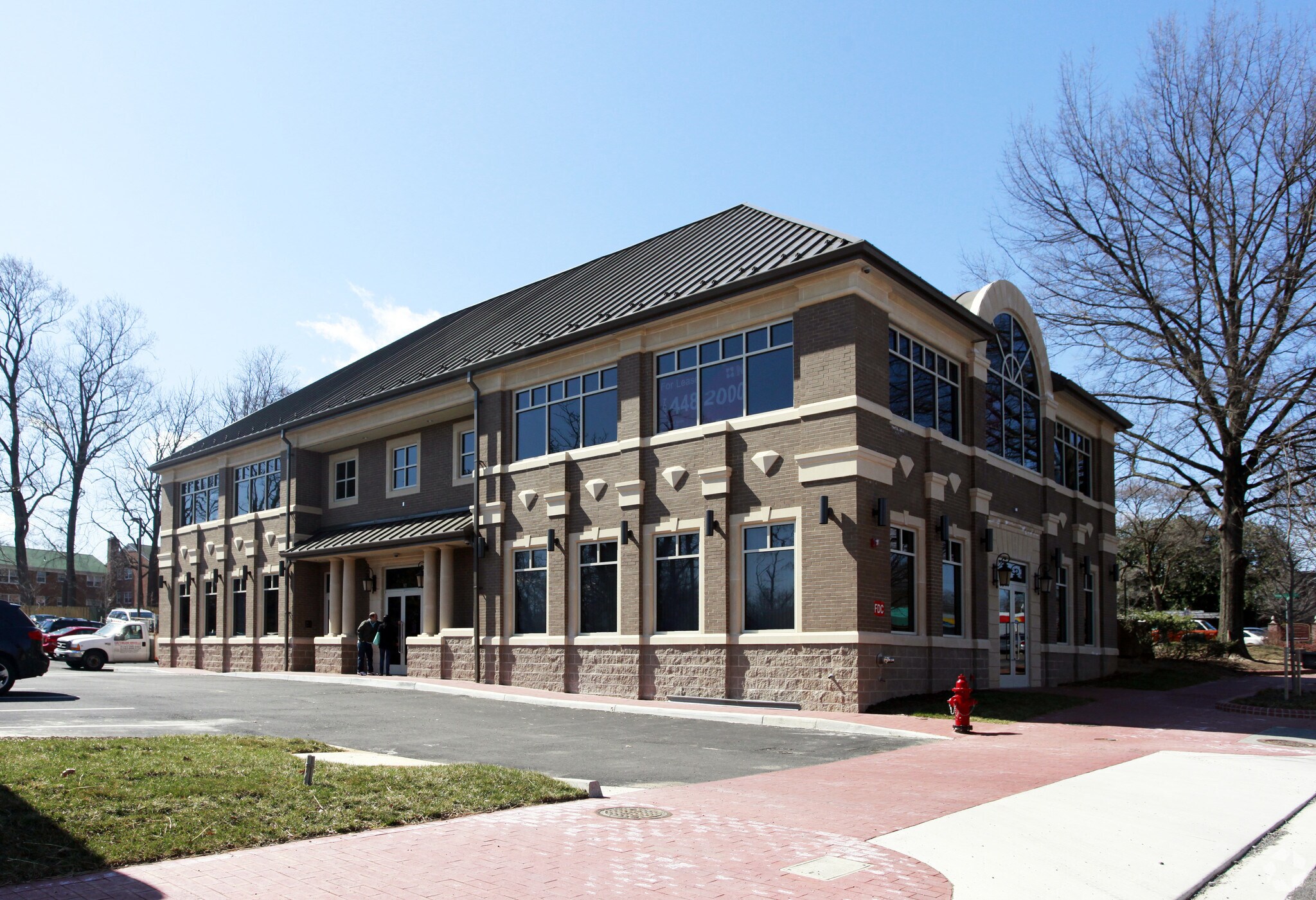 917 W Broad St, Falls Church, VA for sale Primary Photo- Image 1 of 1