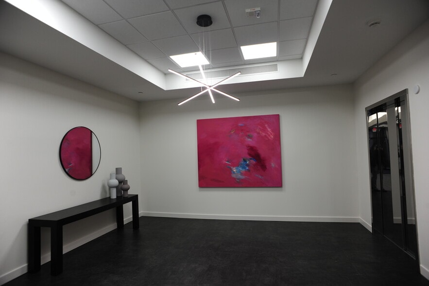 1 E Campus View Blvd, Columbus, OH for lease - Interior Photo - Image 3 of 19