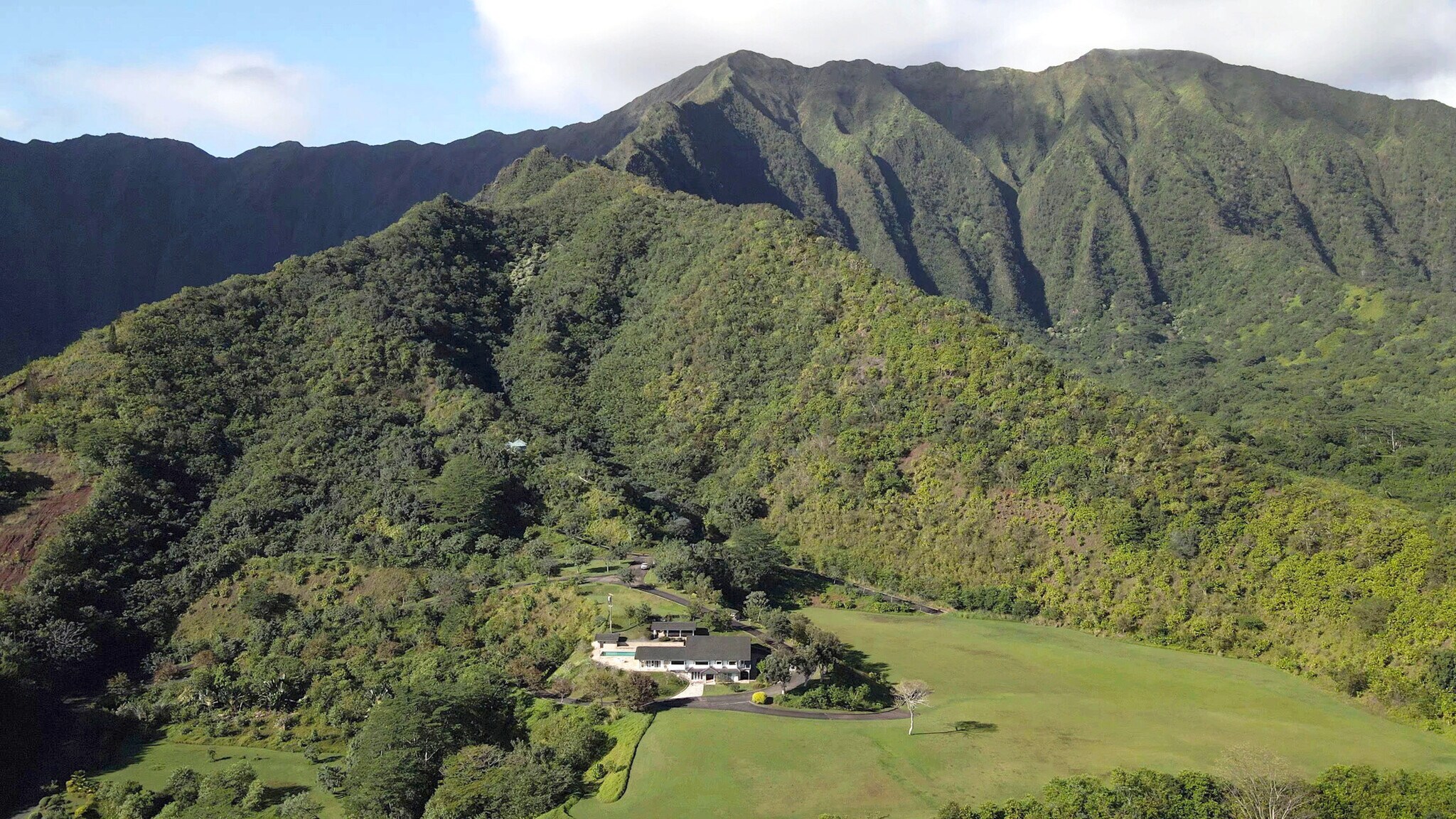 47-477 Waihee Pl, Kāneohe, HI for sale Primary Photo- Image 1 of 1