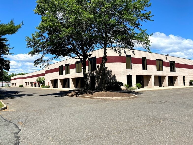 300 Corporate Dr, Blauvelt, NY 10913