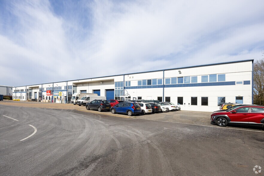 Talbot Rd, Fareham for lease - Building Photo - Image 2 of 2