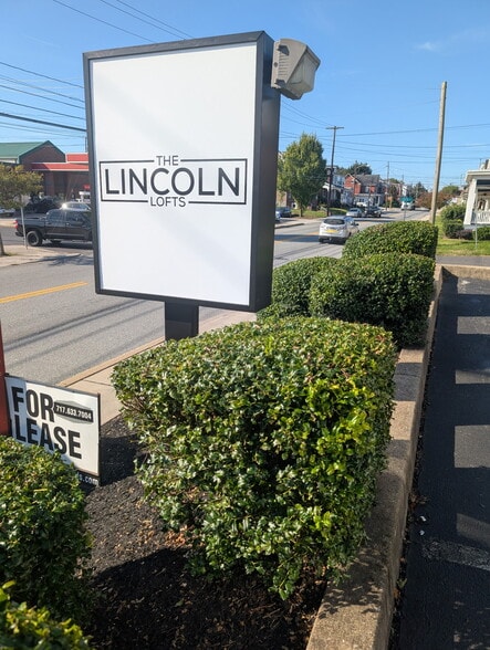 606 York St, Gettysburg, PA for lease - Building Photo - Image 2 of 3