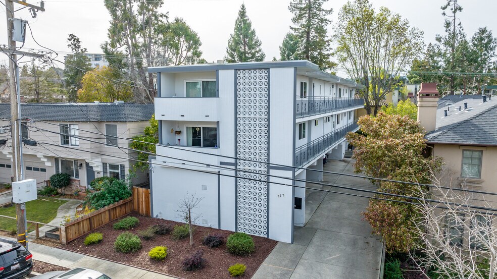 317 Elm St, San Mateo, CA 94401