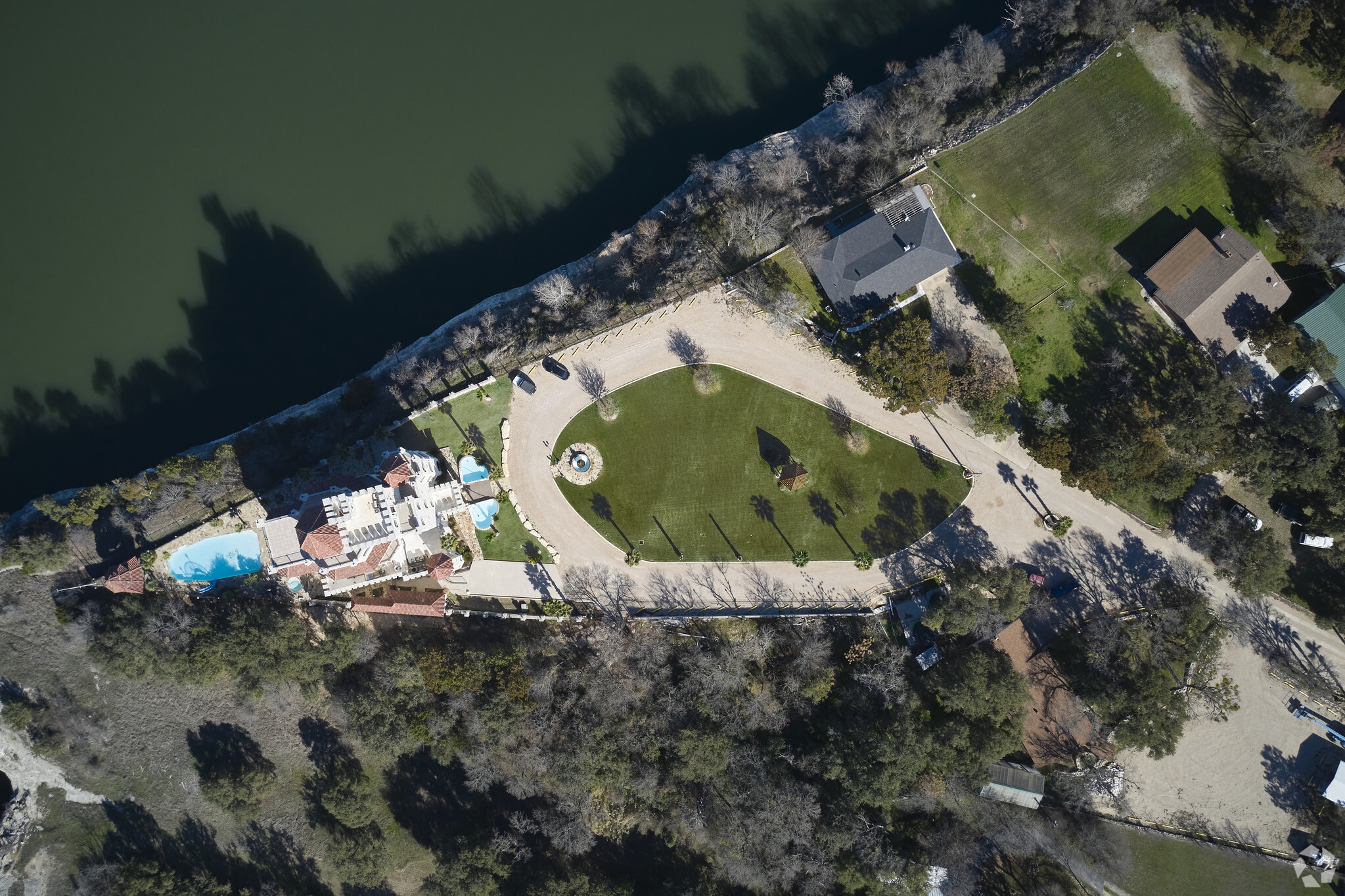 119 Private Road 1820, Clifton, TX 76634 Parson's Castle