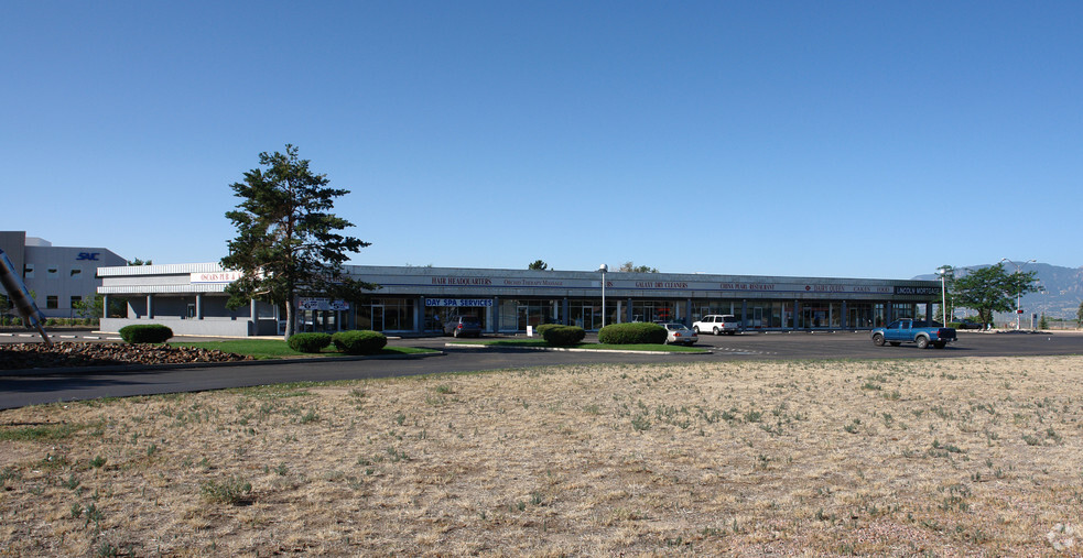 6825 Space Village Ave, Colorado Springs, CO for lease - Primary Photo - Image 1 of 3