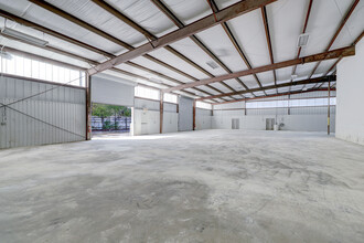 713 Lehman St, Houston, TX for lease Interior Photo- Image 2 of 4