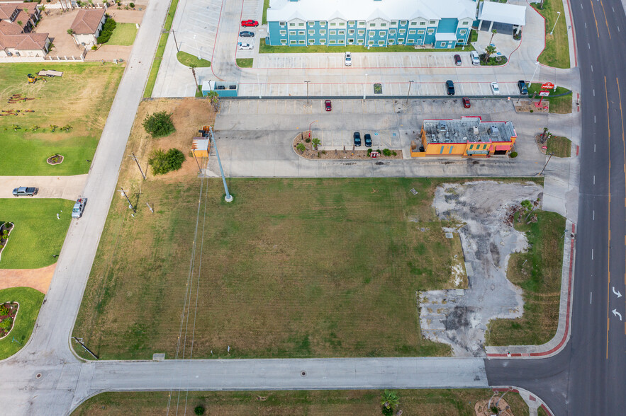 575 Goodnight Ave, Aransas Pass, TX for sale - Aerial - Image 2 of 9