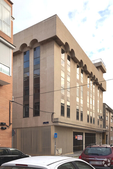 Office in Madrid, MAD for sale - Building Photo - Image 2 of 2