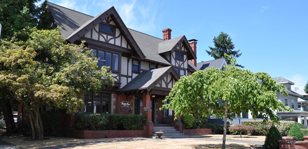 1205 NW 25th Ave, Portland, OR for sale - Primary Photo - Image 1 of 1