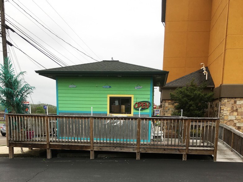 924 E Main St, Abingdon, VA for sale - Primary Photo - Image 1 of 1