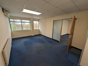 Wilthorpe Rd, Barnsley for lease Interior Photo- Image 1 of 4