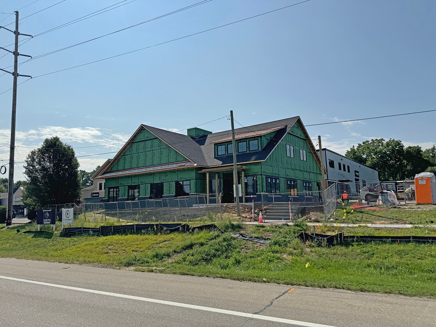 5246 NE Plainfield, Grand Rapids, MI for sale Building Photo- Image 1 of 1