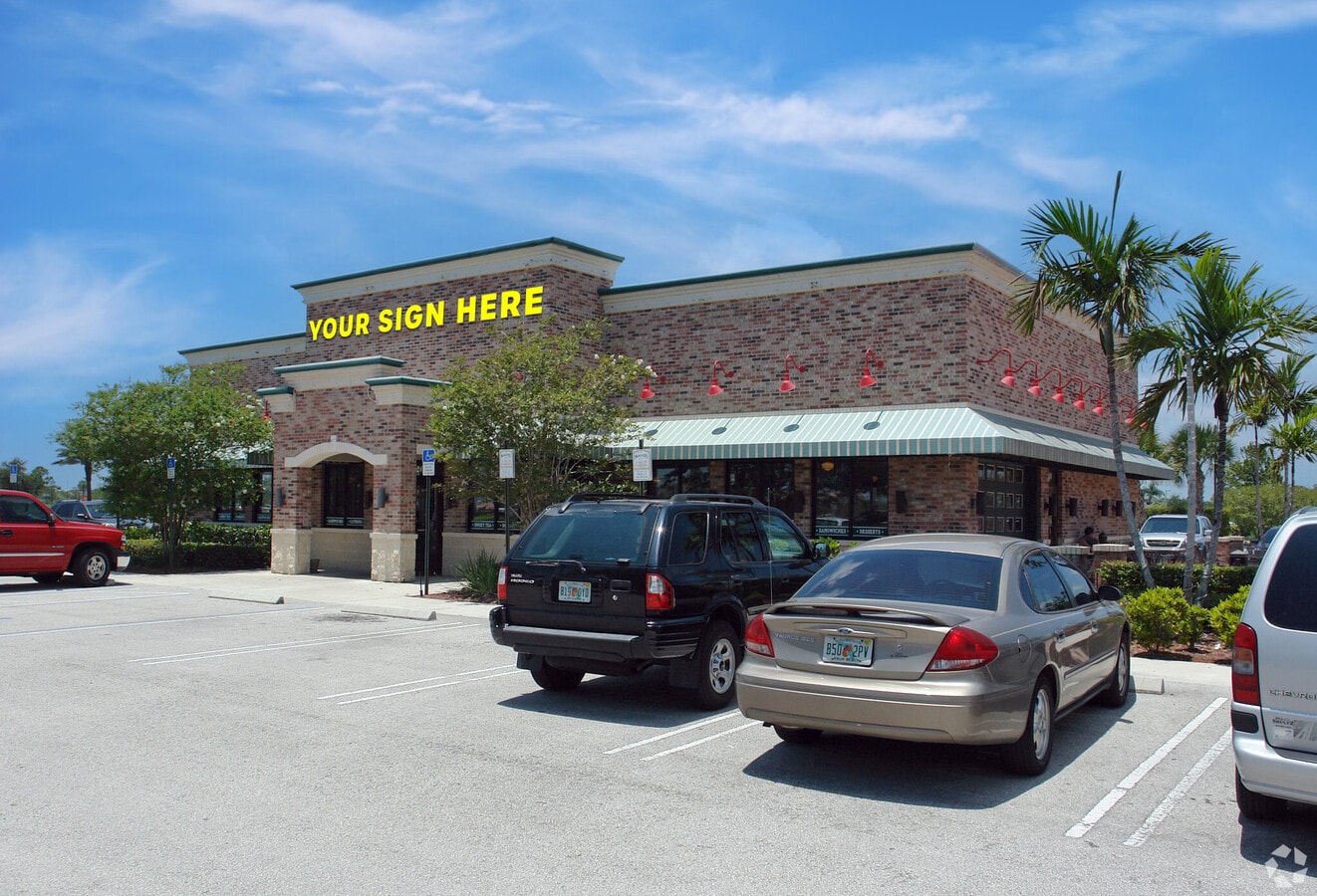 220 NW Peacock Blvd, Port Saint Lucie, FL 34986