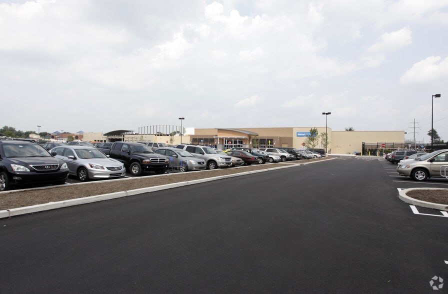 195-225 NW West End Blvd, Quakertown, PA for lease - Building Photo - Image 2 of 6