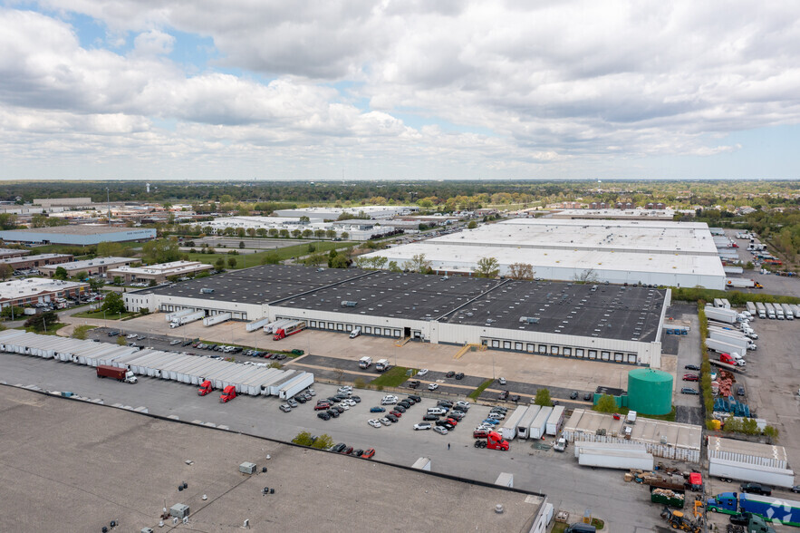 11939 S Central Ave, Alsip, IL for lease - Aerial - Image 3 of 16