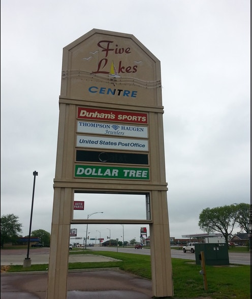 308 S State St, Fairmont, MN for lease - Building Photo - Image 3 of 45