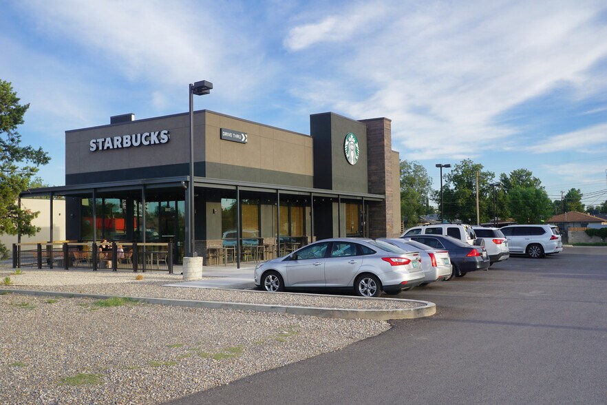 1208 W Pierce St, Carlsbad, NM for sale - Building Photo - Image 1 of 1