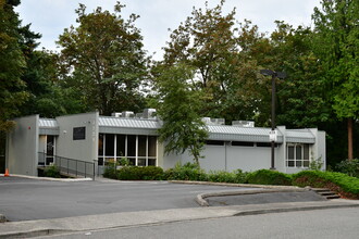 3721 Talbot Rd, Renton, WA for lease Building Photo- Image 1 of 9