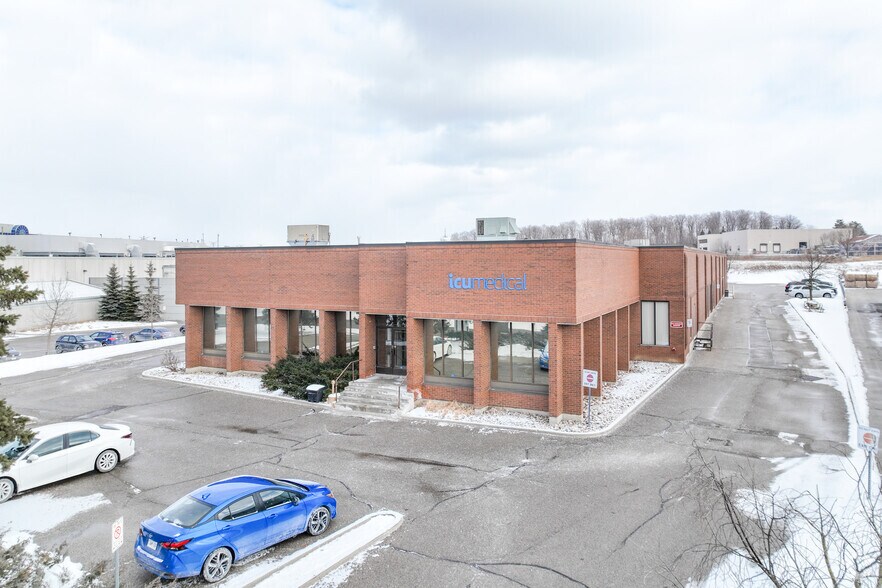 301 Gough Rd, Markham, ON for lease - Building Photo - Image 1 of 3