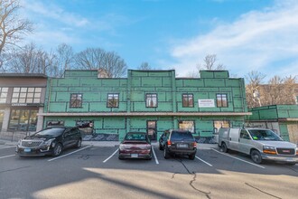 737 Bridgeport Ave, Shelton, CT for lease Building Photo- Image 2 of 32