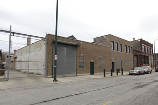 1612 W Fulton St, Chicago IL - Warehouse