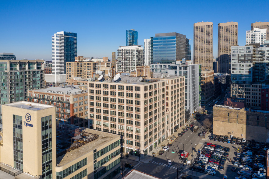 328 S Jefferson St, Chicago, IL for lease - Aerial - Image 3 of 36