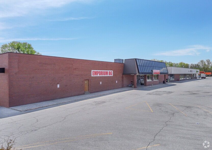 3535 S Emerson Ave, Beech Grove, IN for lease - Primary Photo - Image 1 of 2