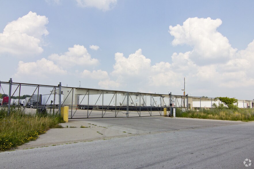 2130 W 163rd Pl, Markham, IL for sale - Building Photo - Image 1 of 1