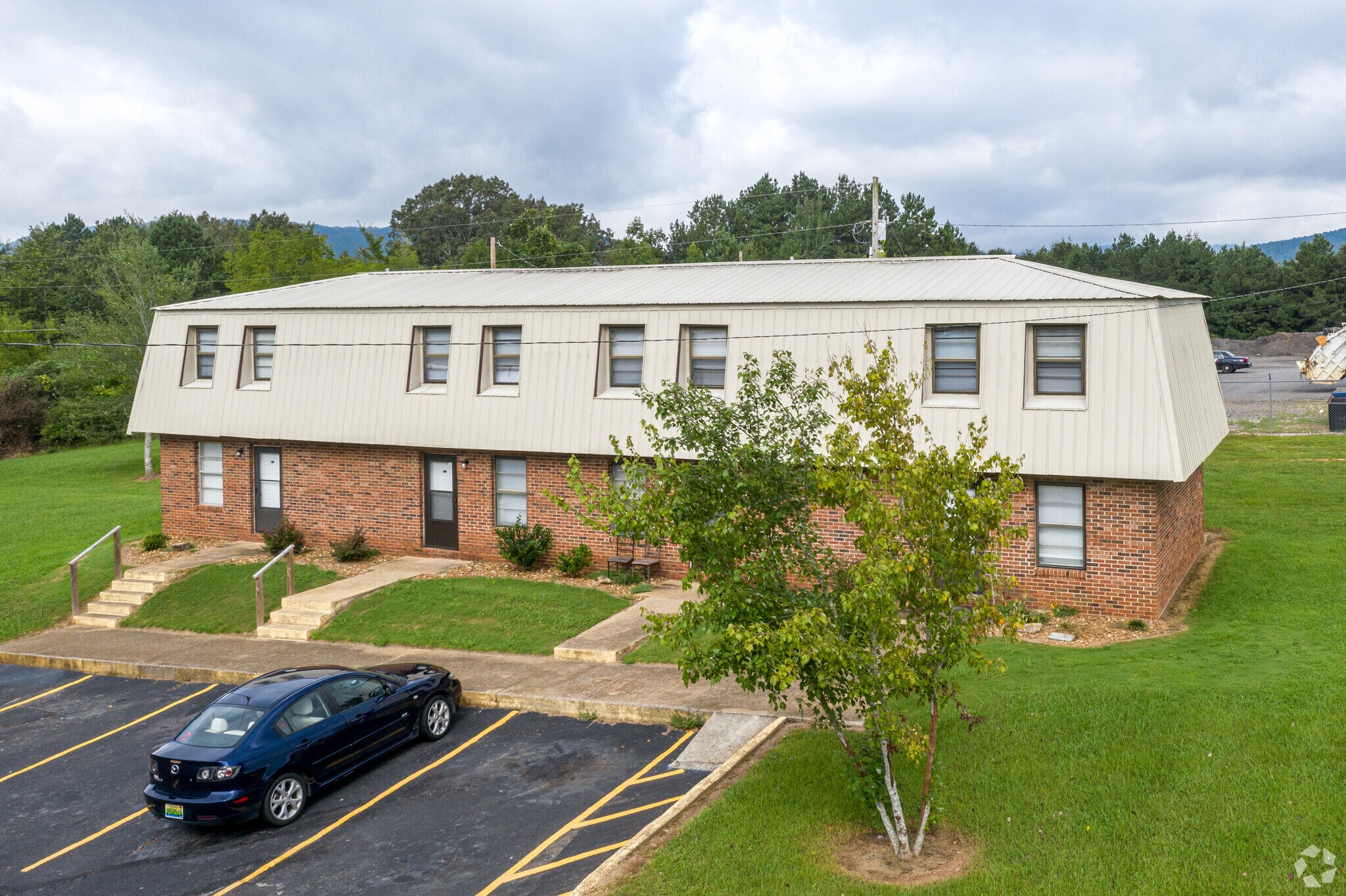 2101 5th St, Bridgeport, AL 35740