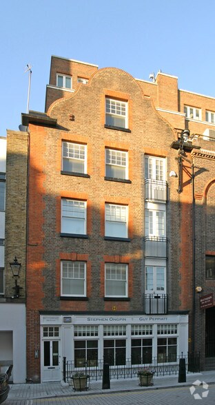 6 Masons Yard, London for sale - Building Photo - Image 1 of 1