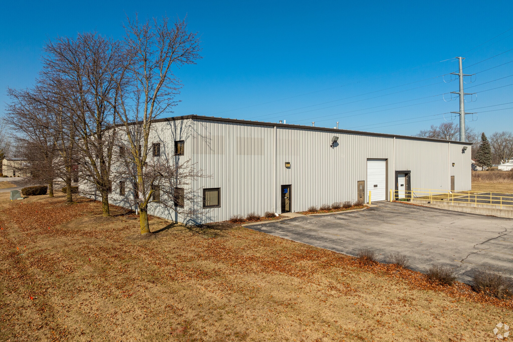 2312 Northyard Ct, Fort Wayne, IN for sale Primary Photo- Image 1 of 1