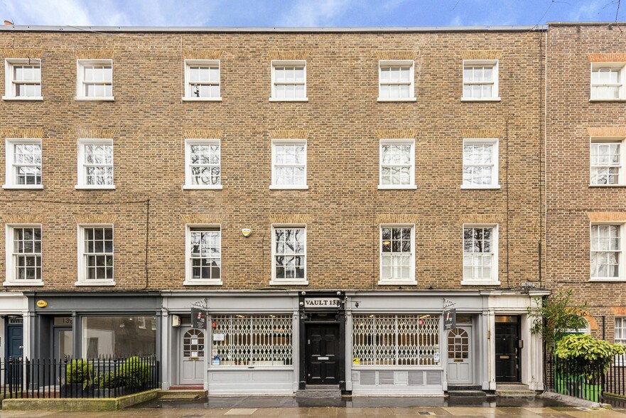 139-143 Whitfield St, London for lease - Building Photo - Image 1 of 2