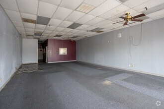 4802-4930 Fairmont Pky, Pasadena, TX for sale Interior Photo- Image 1 of 1