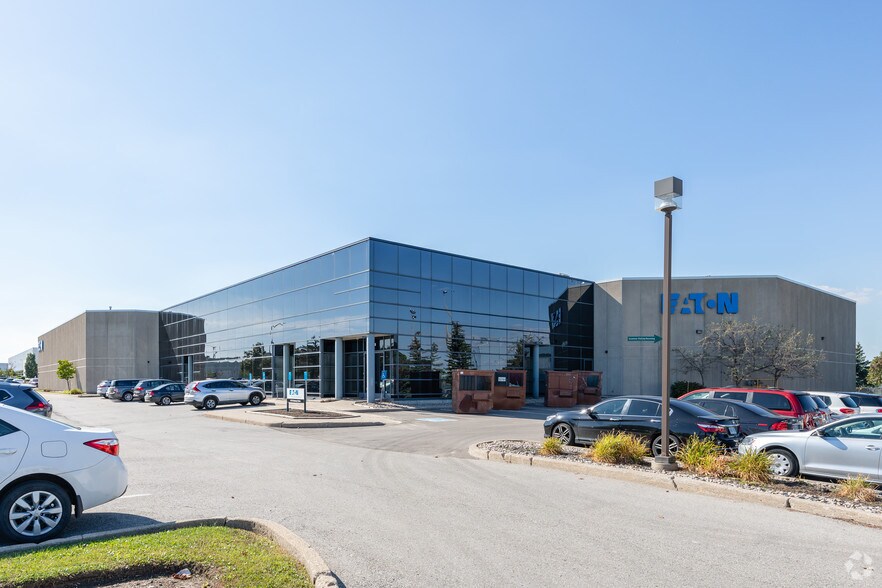 6175 Kenway Dr, Mississauga, ON L5T 2L3