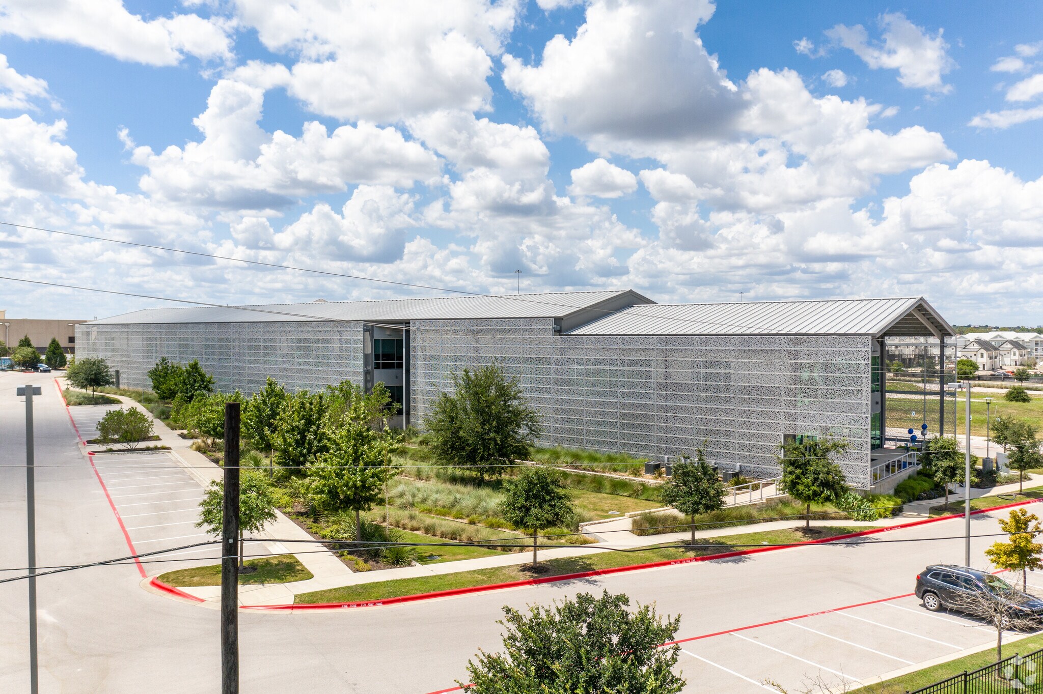 14400 The Lakes Blvd, Pflugerville, TX for lease Building Photo- Image 1 of 11