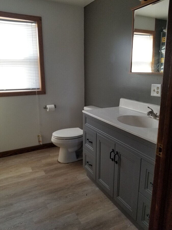 3984 2nd St, Amherst Junction, WI 54407