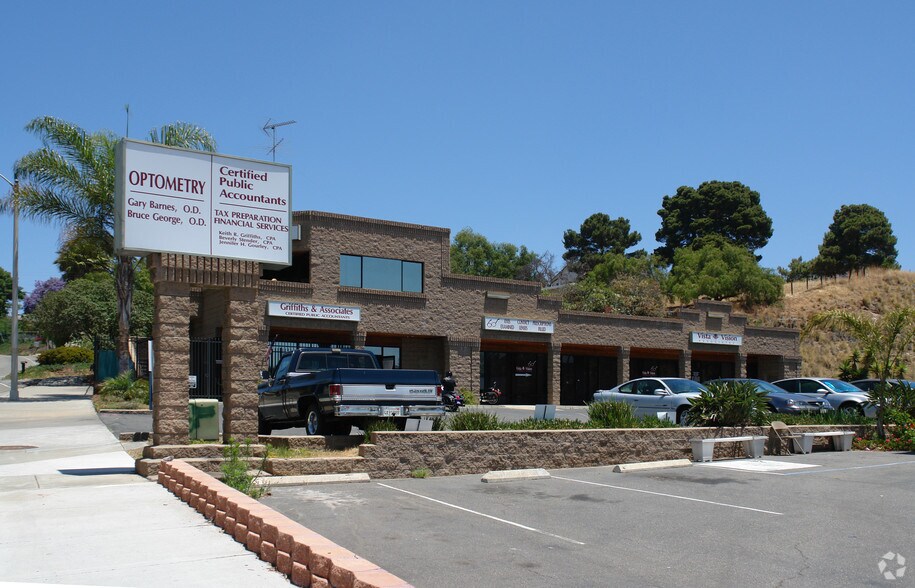 931 Anza Ave, Vista, CA 92084 Office/Retail for Lease