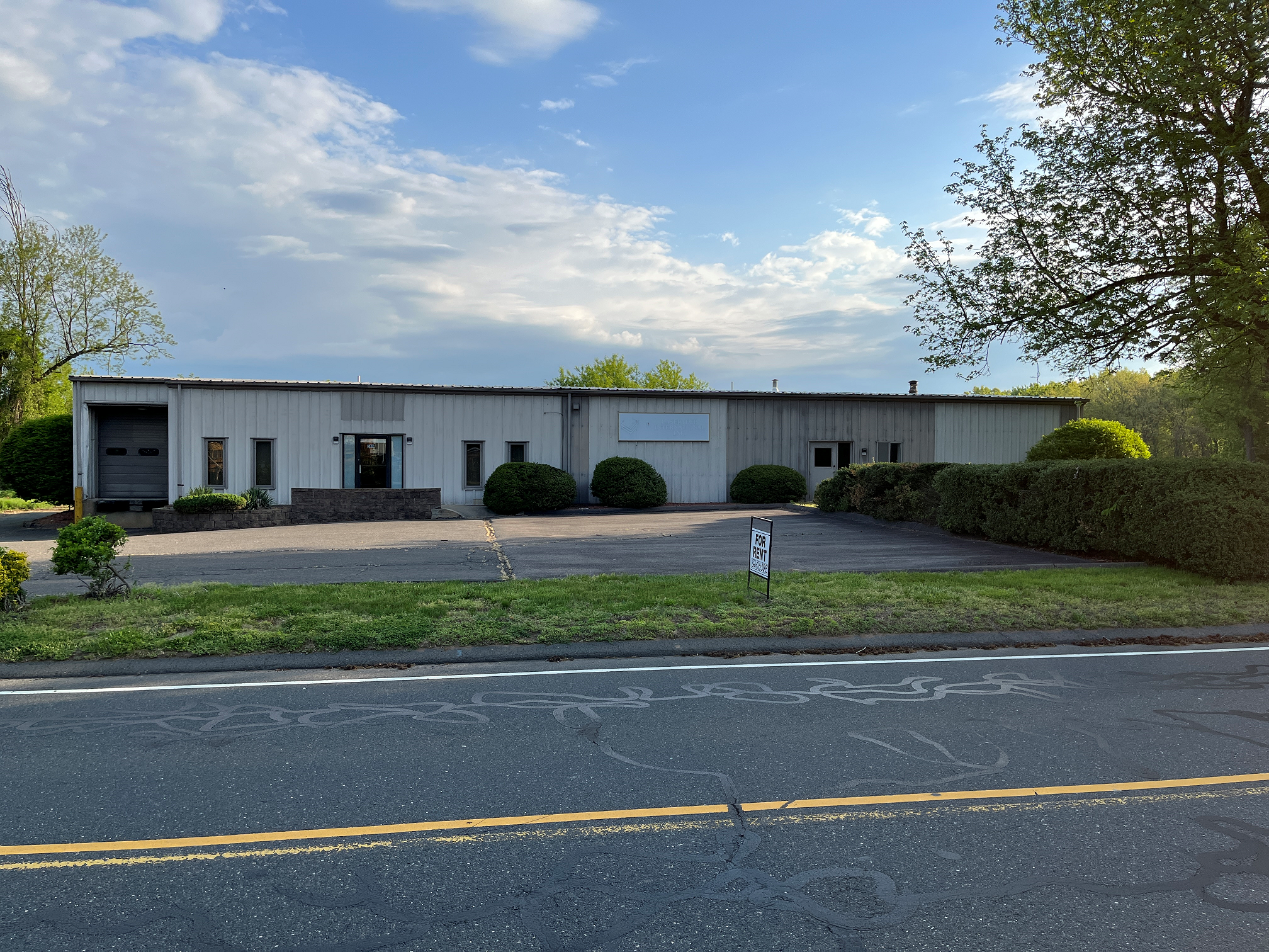 388 Strong Rd, South Windsor, CT for sale Building Photo- Image 1 of 1