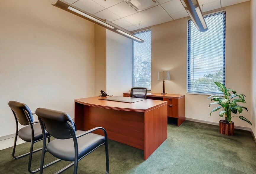 4200 Regent St, Columbus, OH for lease - Interior Photo - Image 2 of 9