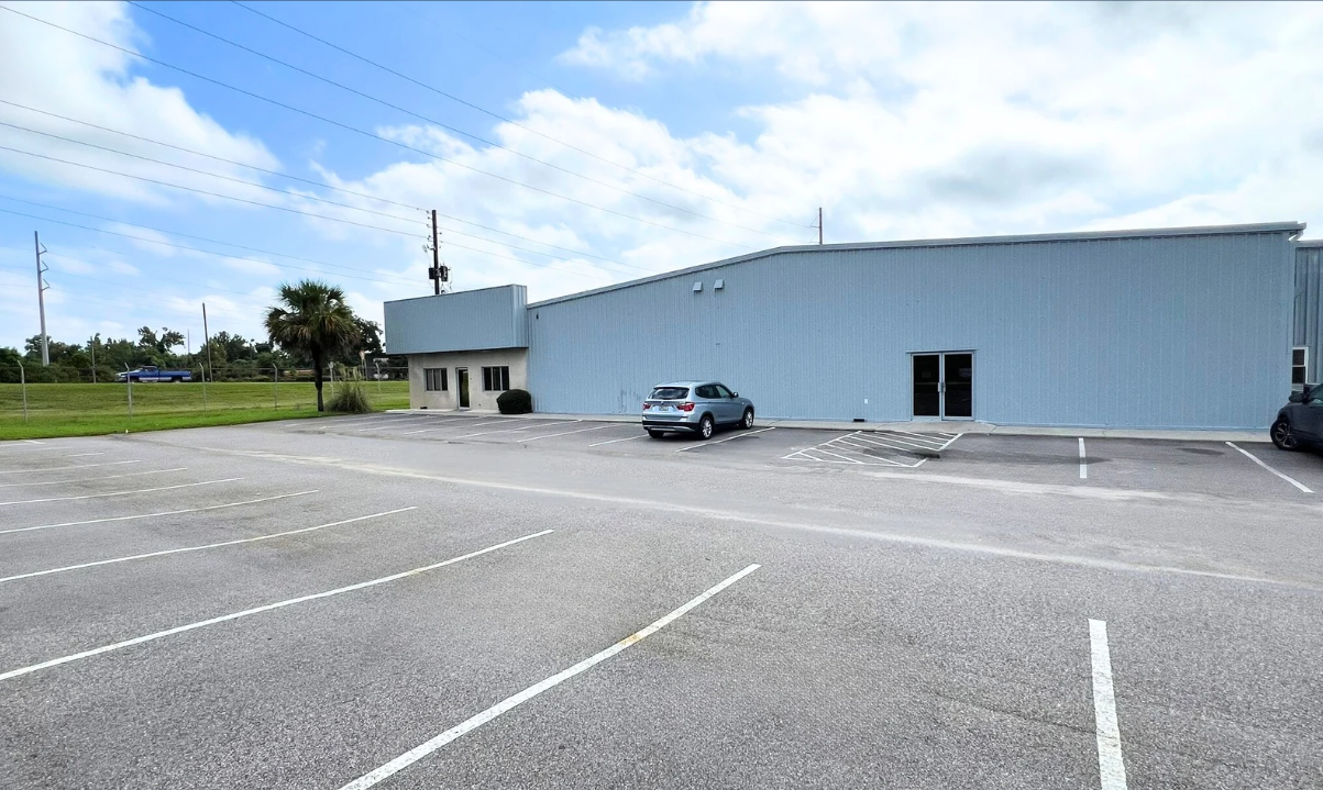 2501 E President St, Savannah, GA for lease Building Photo- Image 1 of 11