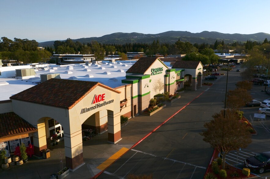 3101-3211 Crow Canyon Pl, San Ramon, CA for lease - Building Photo - Image 2 of 20