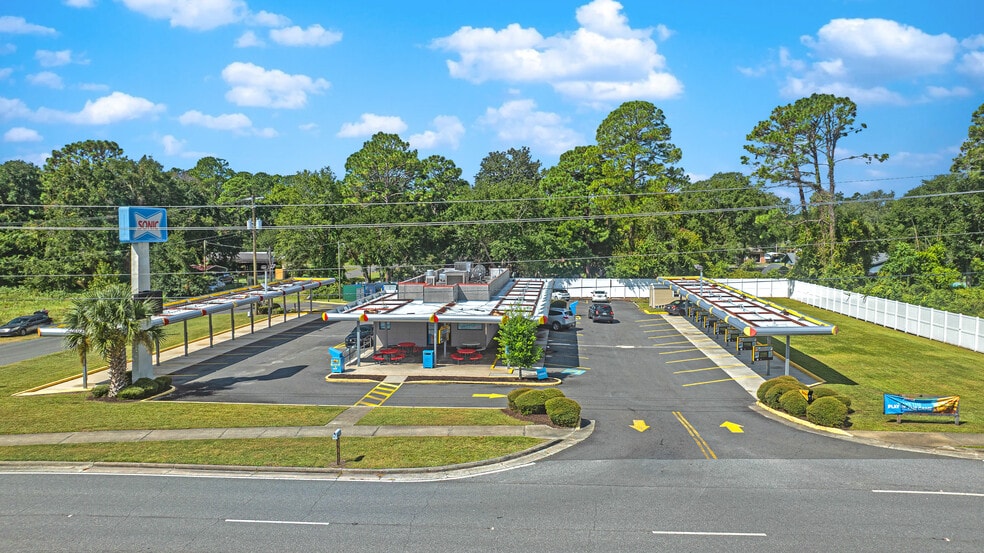 395 Charlie Smith SR Hwy, Saint Marys, GA for sale - Building Photo - Image 1 of 5